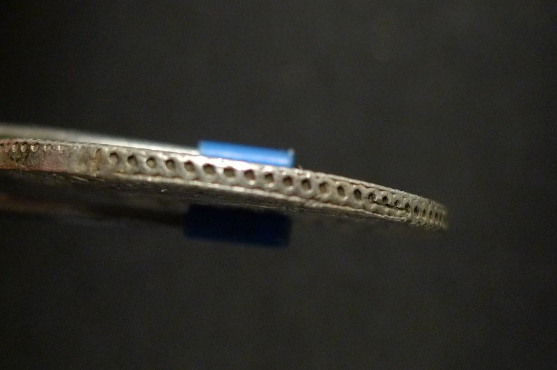 Show-Your-Coins-With-Different-Edges