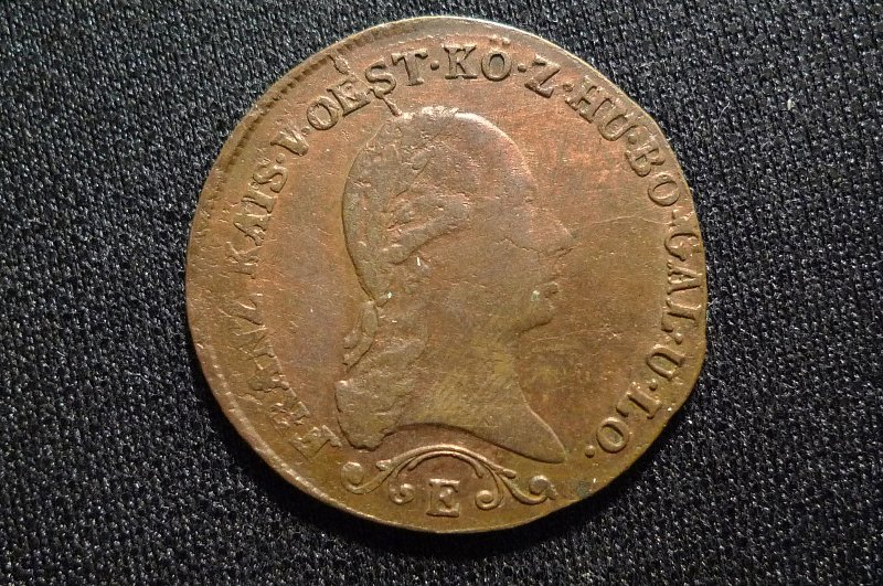 Post-A-Coin-Or-Medal-With-A-Die-Crack!