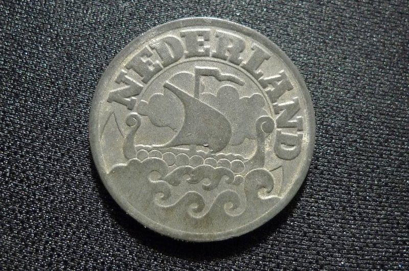 Post-Your-Coins-Depicting-Sailing-Ships