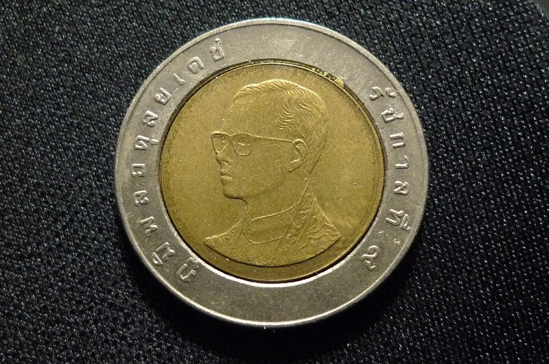 Show-Off-Your-Bi-Metallic-Coins-World-Wide