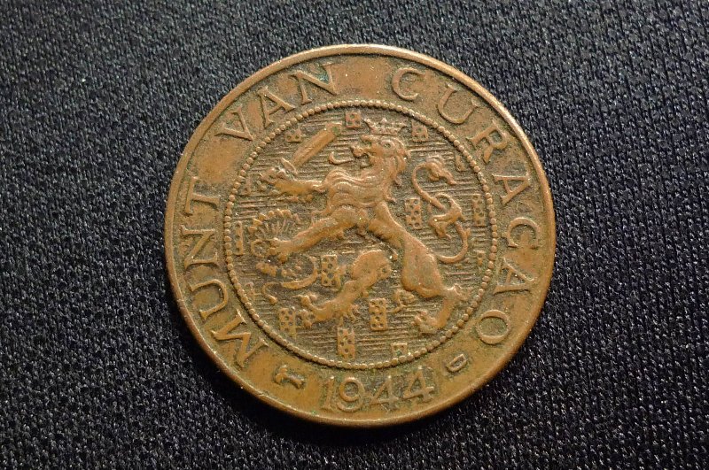 Show-Your-Coins-With-Fruit.