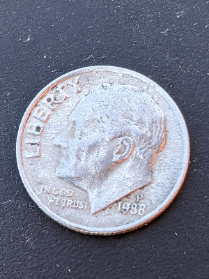 1988-P-Roosevelt-Dime.--Looks-Split