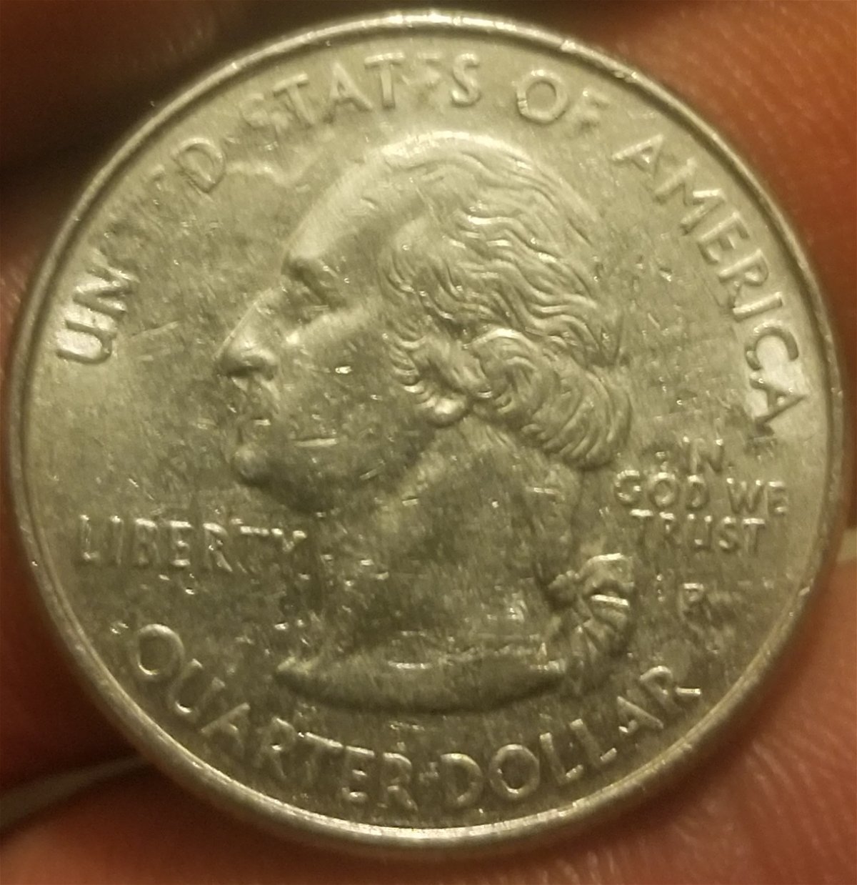1999-P-Connecticut-Quarter-With-Collar-Clash-And-Struck-Through-Grease-Obv