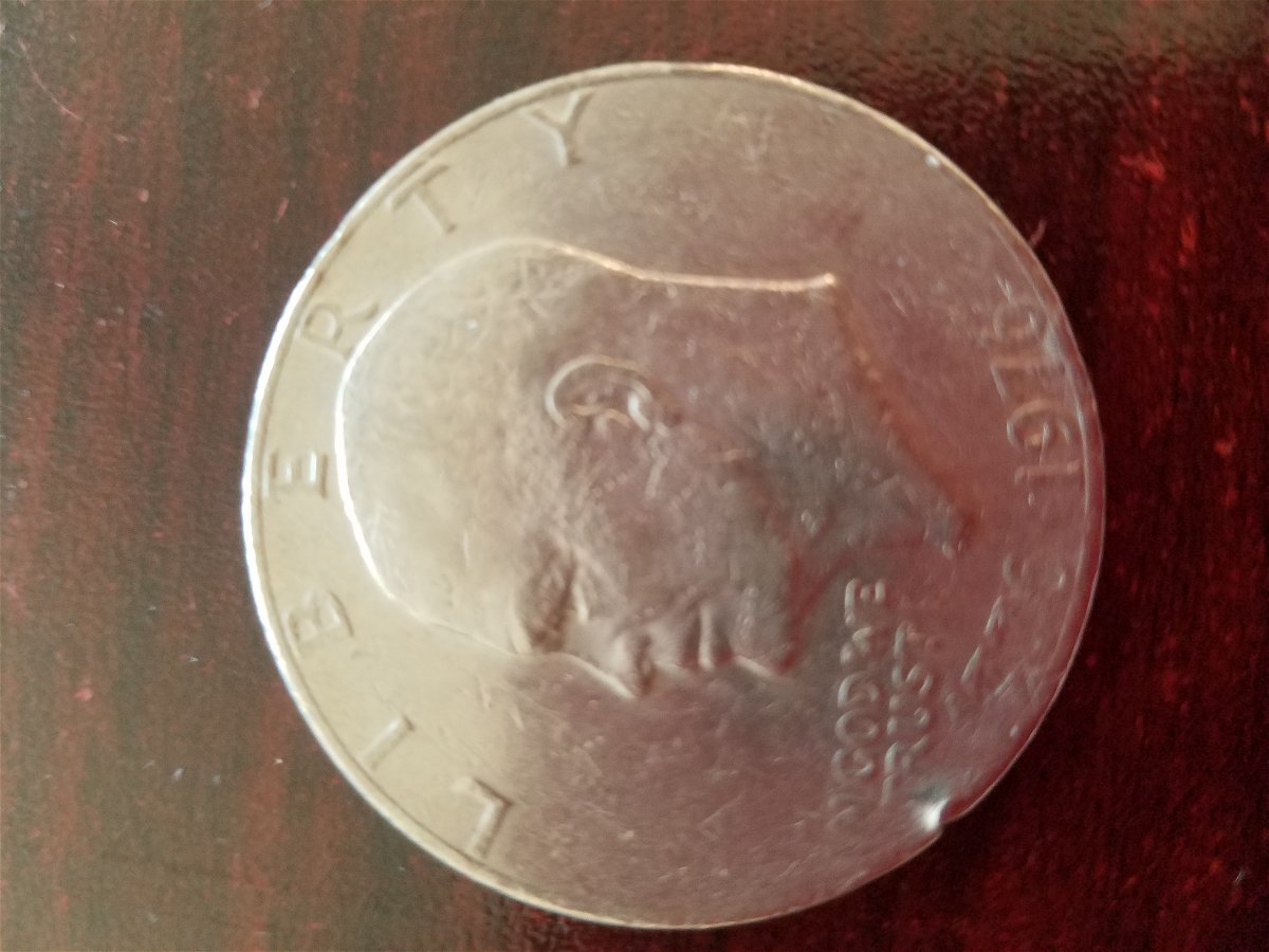 1976-Eisenhower-Dollar-Possible-Date-Error