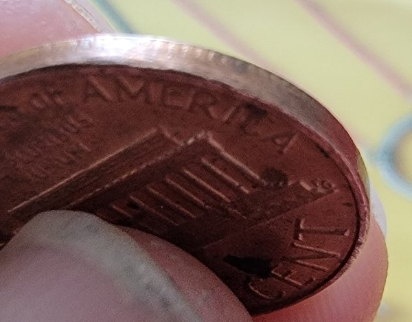 1982-P-Lincoln-Memorial-Cent-With-Ridges-On-The-Collar