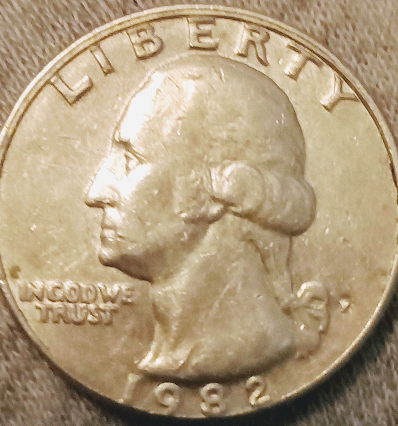 Need-Help-With-This-1982-Quarter-If-It's-A-Error-And-If-It's-Worth-Anything