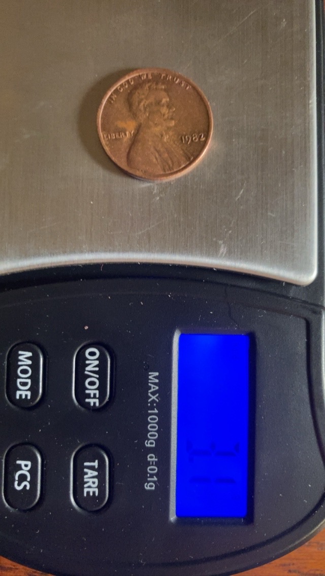 1982-And-1983-Penny's-Are-Mixed-Up-With-Weights?-Or-I-Am.