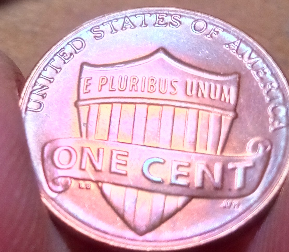 2018-D-Cent-Found--With-Rainbow-Tones-In-Wells-Fargo-Rolls
