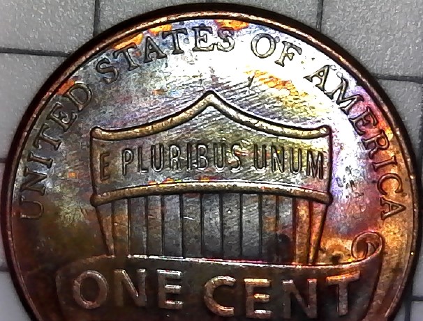 2011-P-Penny-With-Amazing-Coloring!-Why?