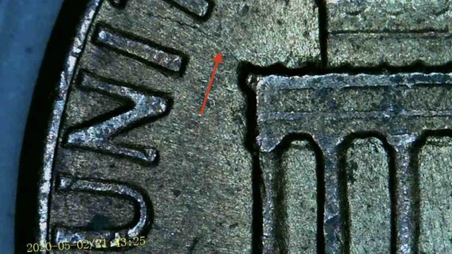 1983-LMC-With-Multiple-Die-Cracks