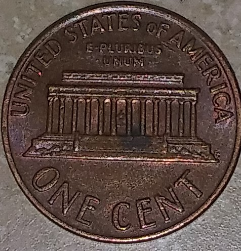 1982-D-Small-Date-Lincoln-Cent--Zinc-With-Doubling-On-Reverse....