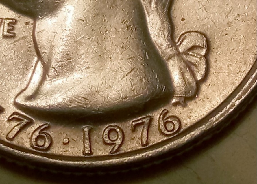 1777-1976-Patriot-Quarter-Die-Crack