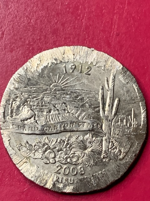 What-Could-Of-Possibly-Happened-To-This-2008-Quarter?-Mint-Error?-Damage-Post-Production?