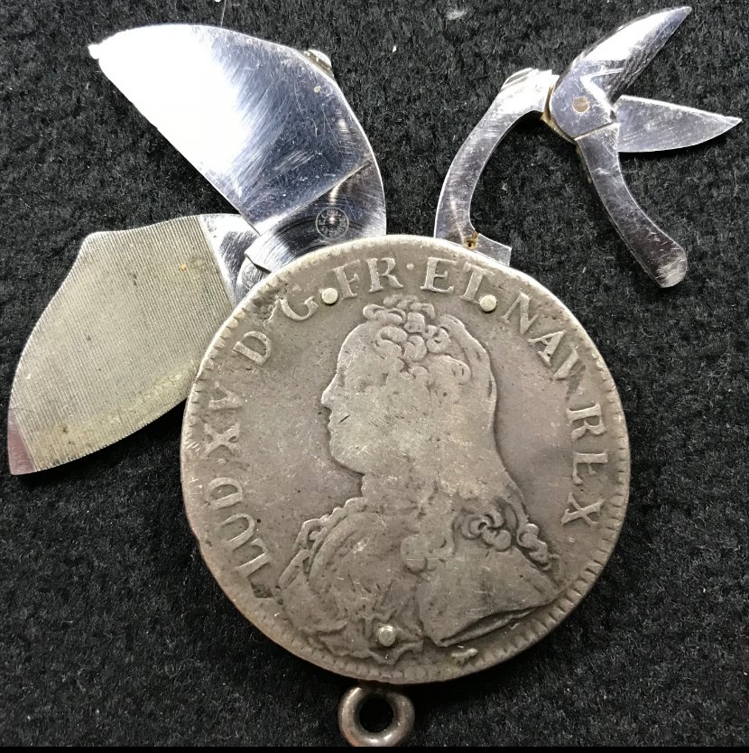1726-France-Ecu---Details?