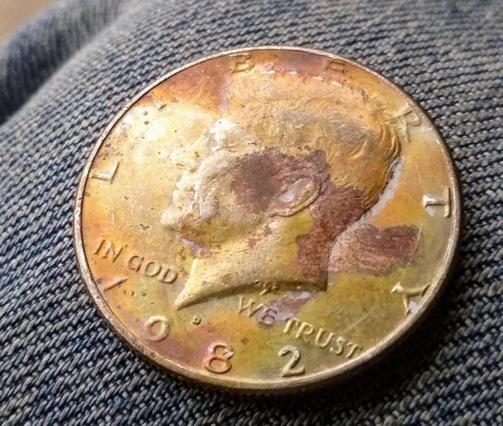 1982-D-Kennedy-Half-Dollar-What-Would-Cause-This.