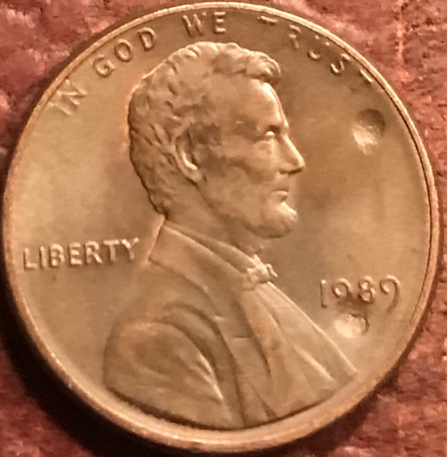 1989-D-Lincoln-Penny-Dotted?