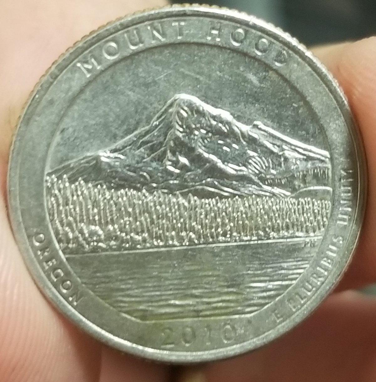 2010-D-Mount-Hood-Quarter.-Wierd-