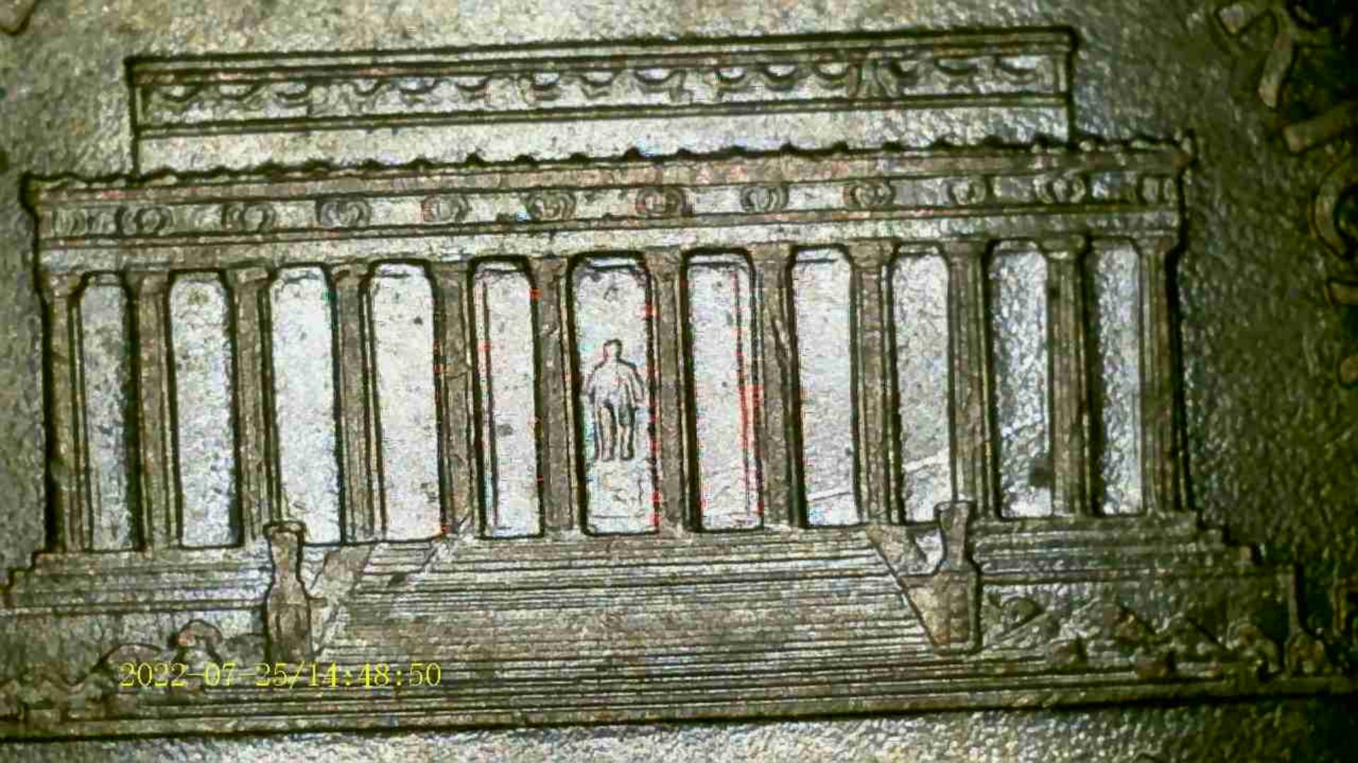 1996-D-Penny-Rev.-Behind-Columns.-Die-Gouge?-Feeder-Finger-Scrapes?