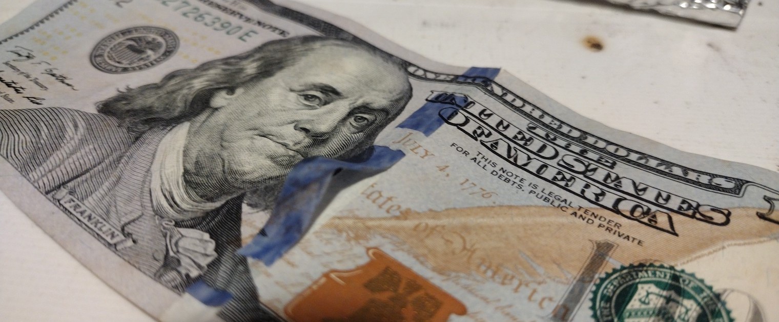 2009-Series-A-$100-Bill-Woven-Blue-Stripe