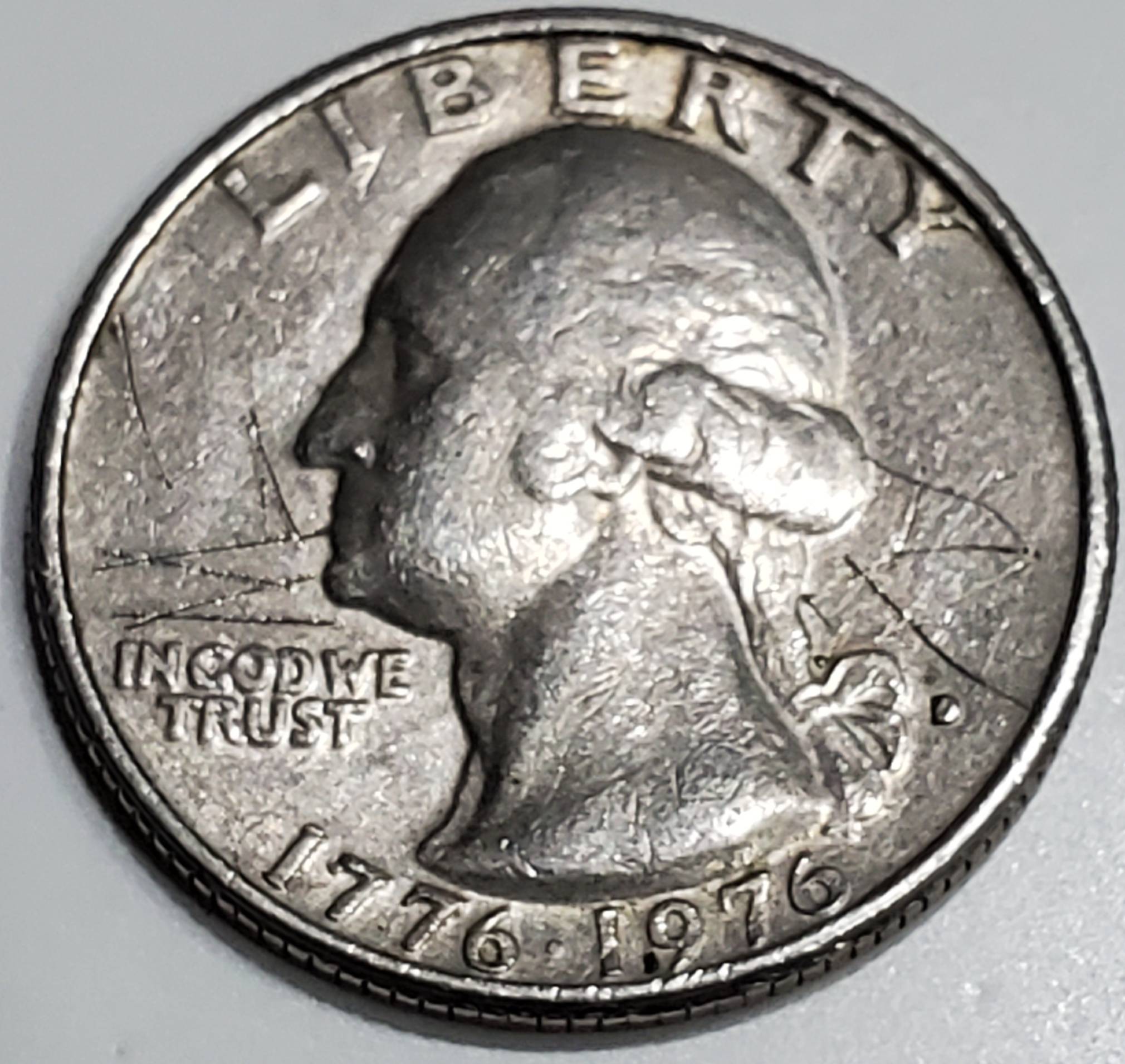 Extreme-Lines-On-Bicentennial-Quarter-1976-D