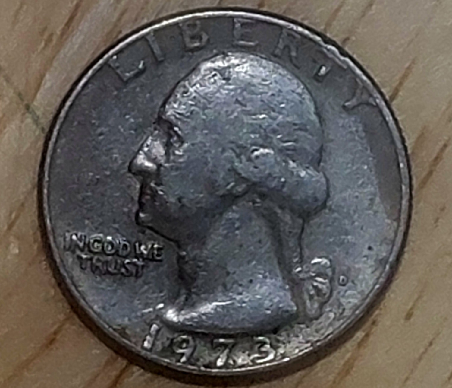 1973-D-Quarter-With-Different-Sized-Mintmark?