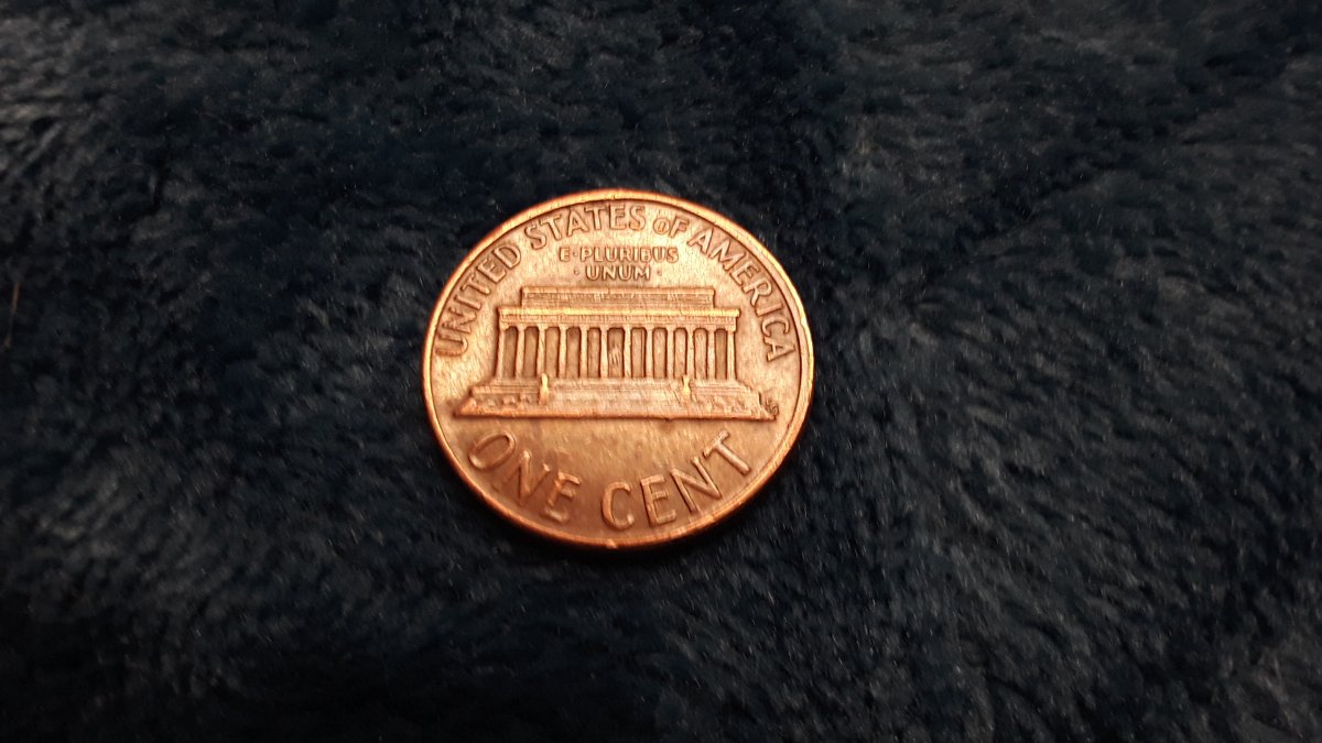 Found-This-1974-P-Lincoln-Cent-With-Part-Cut-Off