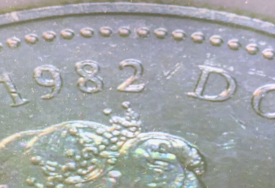 1982-Confederation-Dollar-Small-Jewels-Or-Regular?