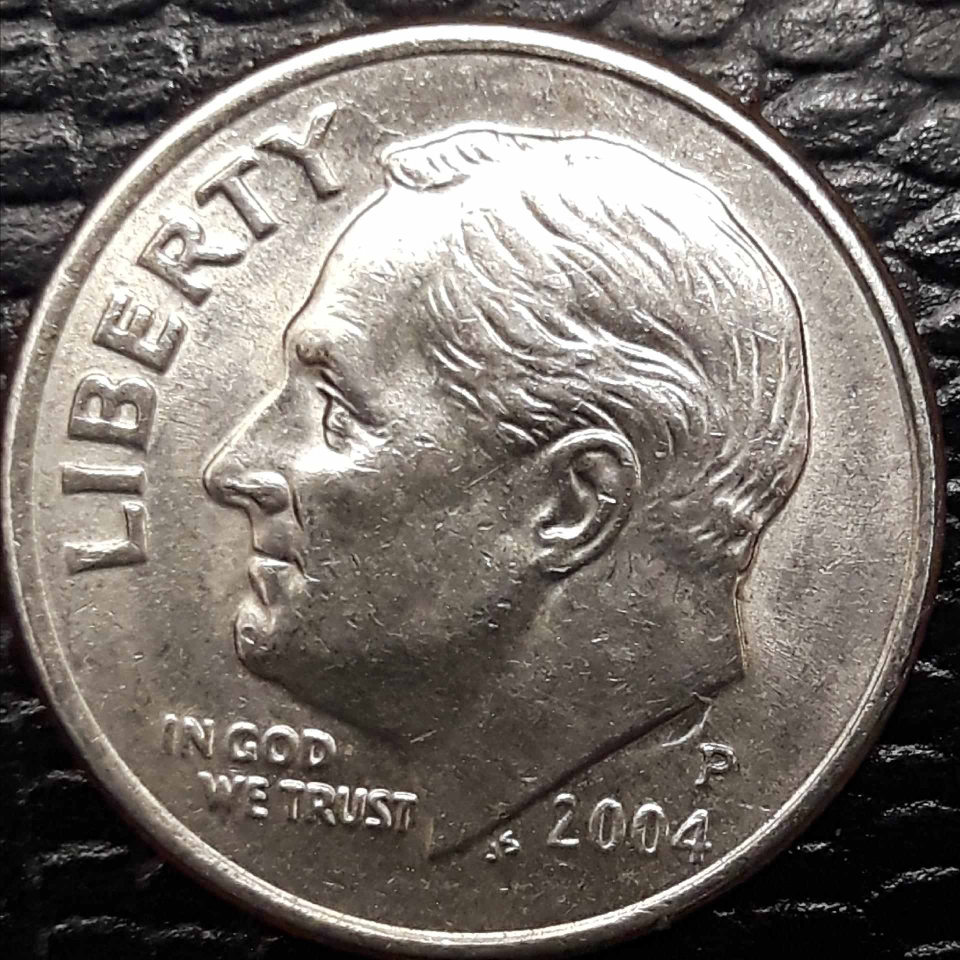 2004-P-Dime-With-Lump-Of-Metal-On-His-Nose-&-Bottom-Right-Of-Him-Has-A-Issur.-Any-Value.-Just-Curiou