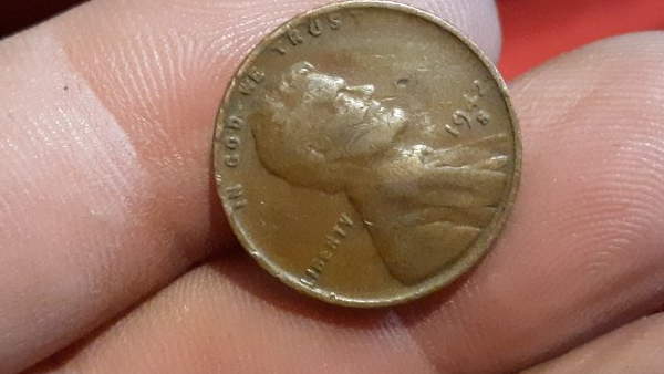 Anyone-Know-Anything-About-This-Coin