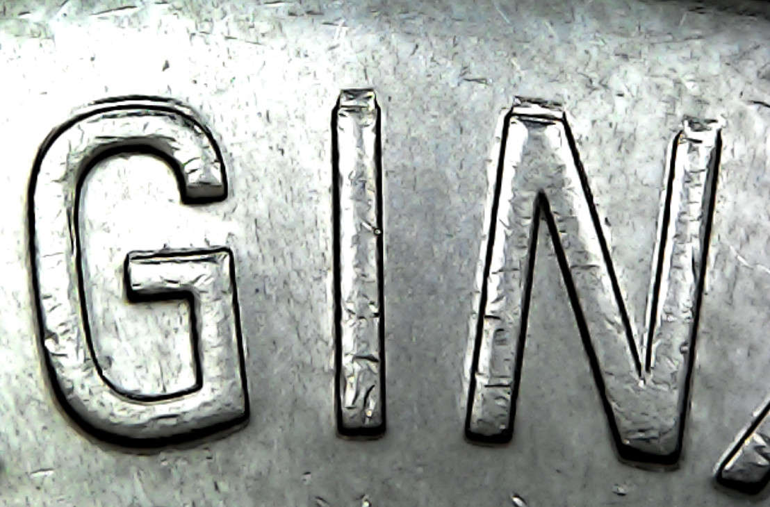 2016-Toonie-With-Doubling-Of-Some-Sort-On-Obverse,-Opinions-Appreciated.