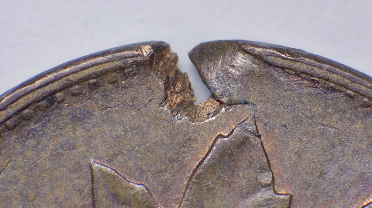 1977-1-Cent,-Opinions-On-This-Possible-Ragged-Edge-Clip-Error