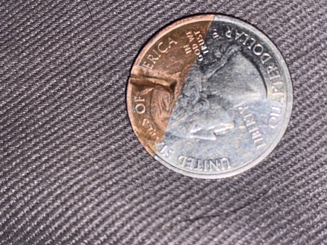 2019-State-Quarter-Error?-Two-Tone-And-Has-A-Cut-In-It-As-Well!