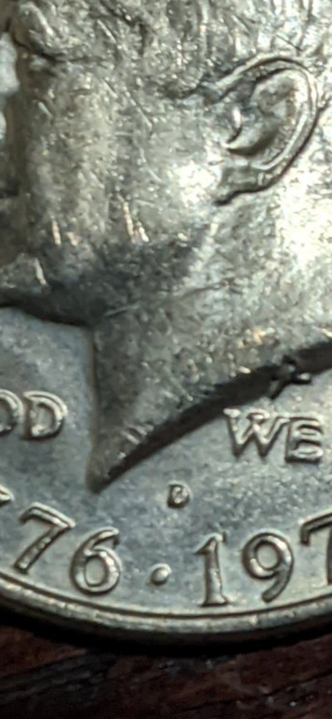 HI-She's-Back.-Kennedy-Half-Dollar-Bicentenial-With-A--Big-Error