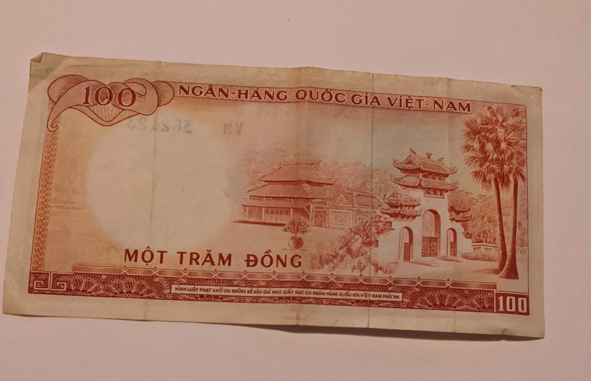 This-Is-The-Second-Vietnam-100-That-I-Have-It-With-A-Higher-Serial-Number