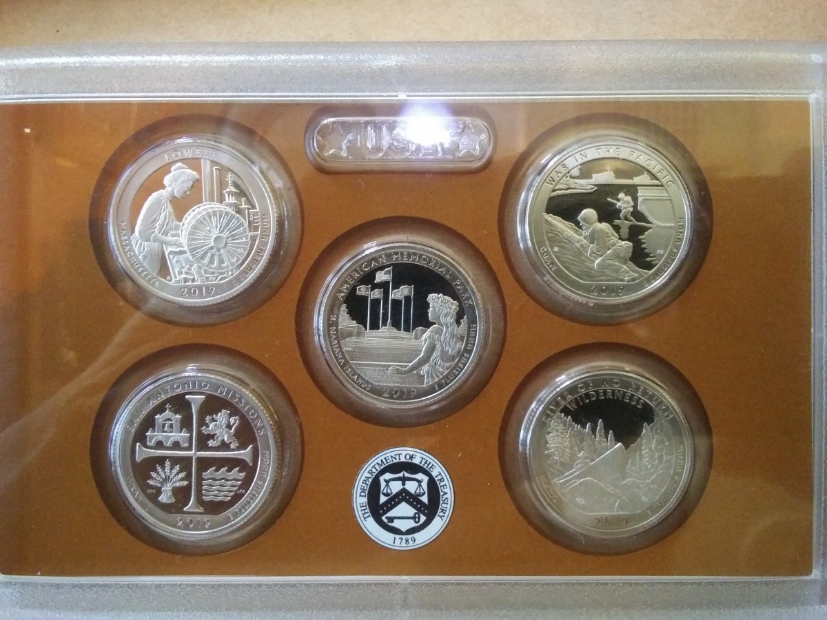 2019-Mint-Uncirculated-Proof-Quarter