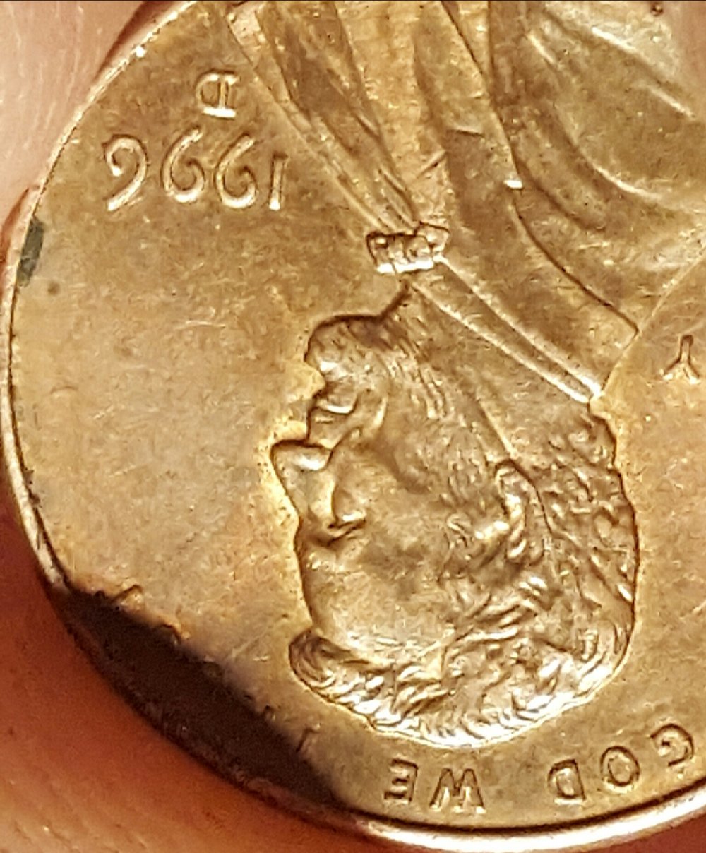 Can-Anyone-Tell-Me-If-This-1996-Penny-Is-A-Double-Ear-Or-Die-Crack?