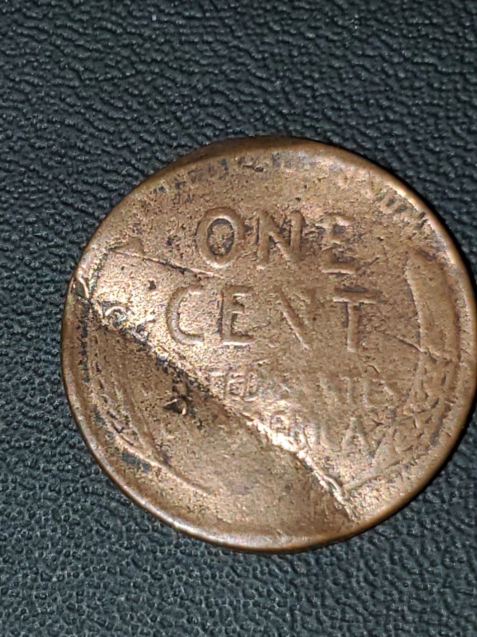 1947-D-Penny-Bad-Die-Break-Or-Damaged-Coin?-Thoughts?