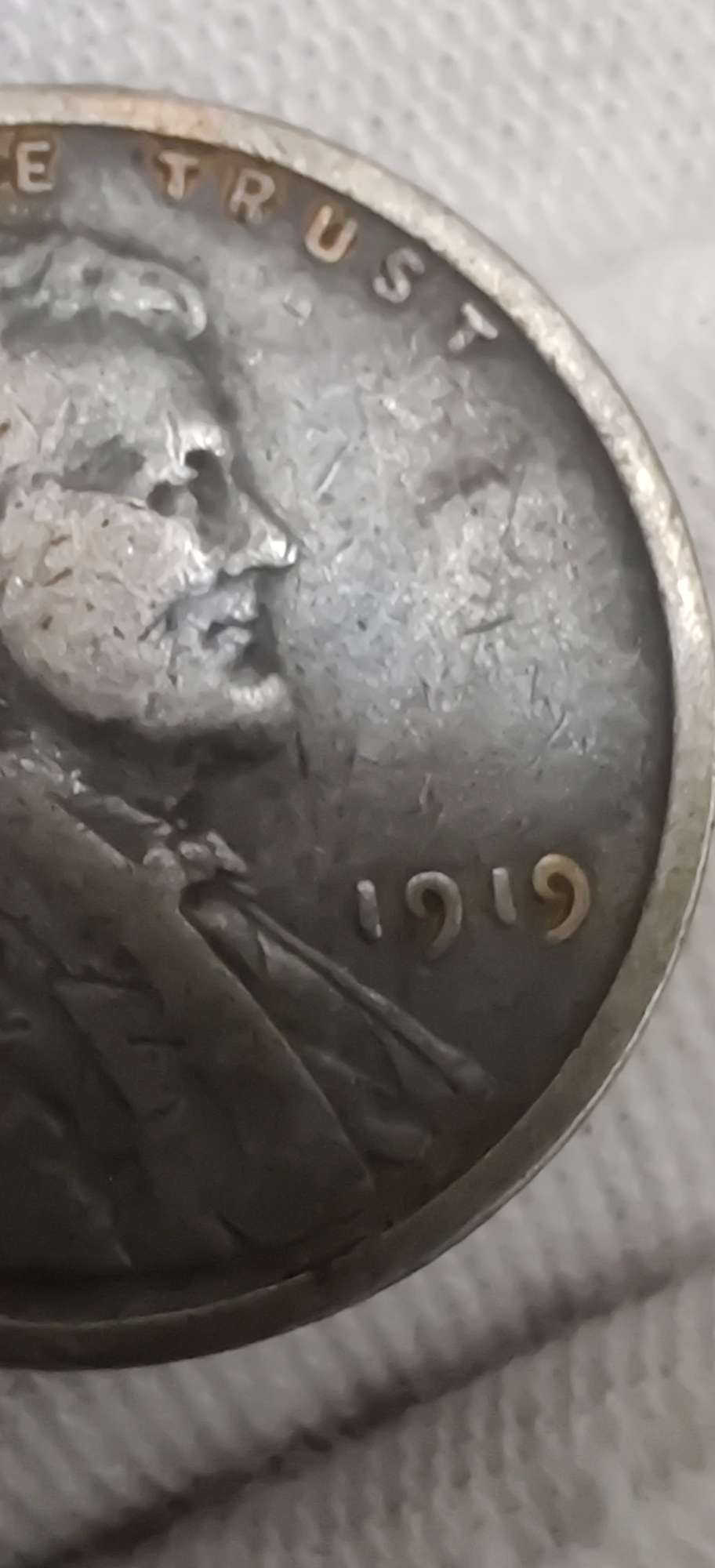 1919-Wheat-Penny-On-Dime