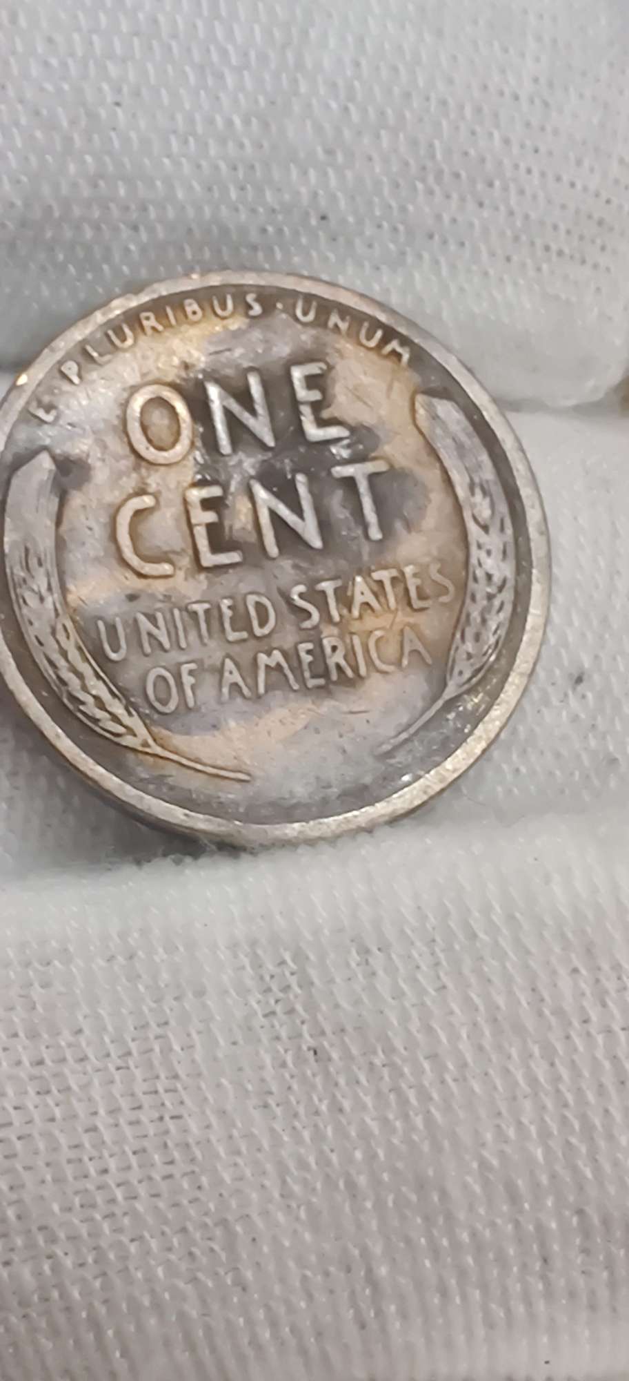 1919-Wheat-Penny-On-Dime