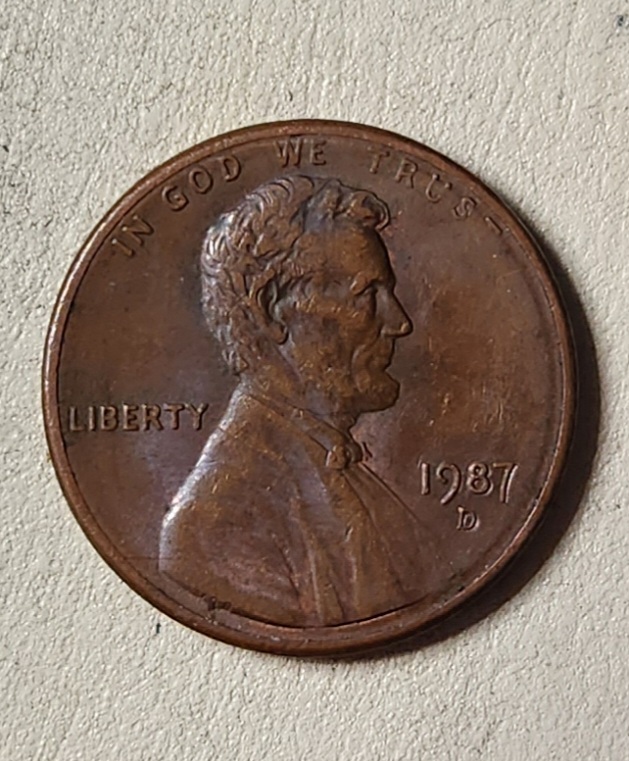 Help-Identifying-This-1987-D-Double-Die-I-Believe