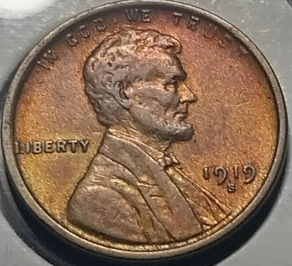 1919-S-Lincoln-Wheat-Cent-With-Some-Interesting-Color-/-Toning?