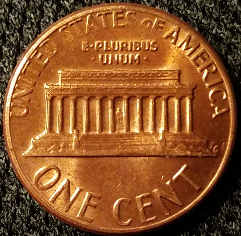 1984-P-LMC..column-In-Middle-Of-Bay?
