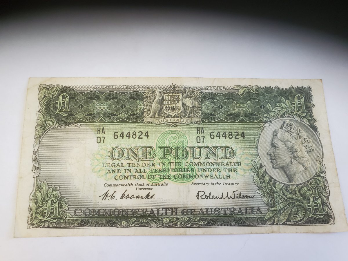 Need-Help-With-Value-Of-Australian-One-Pound-1953-Ha-Prefix-Scarce?