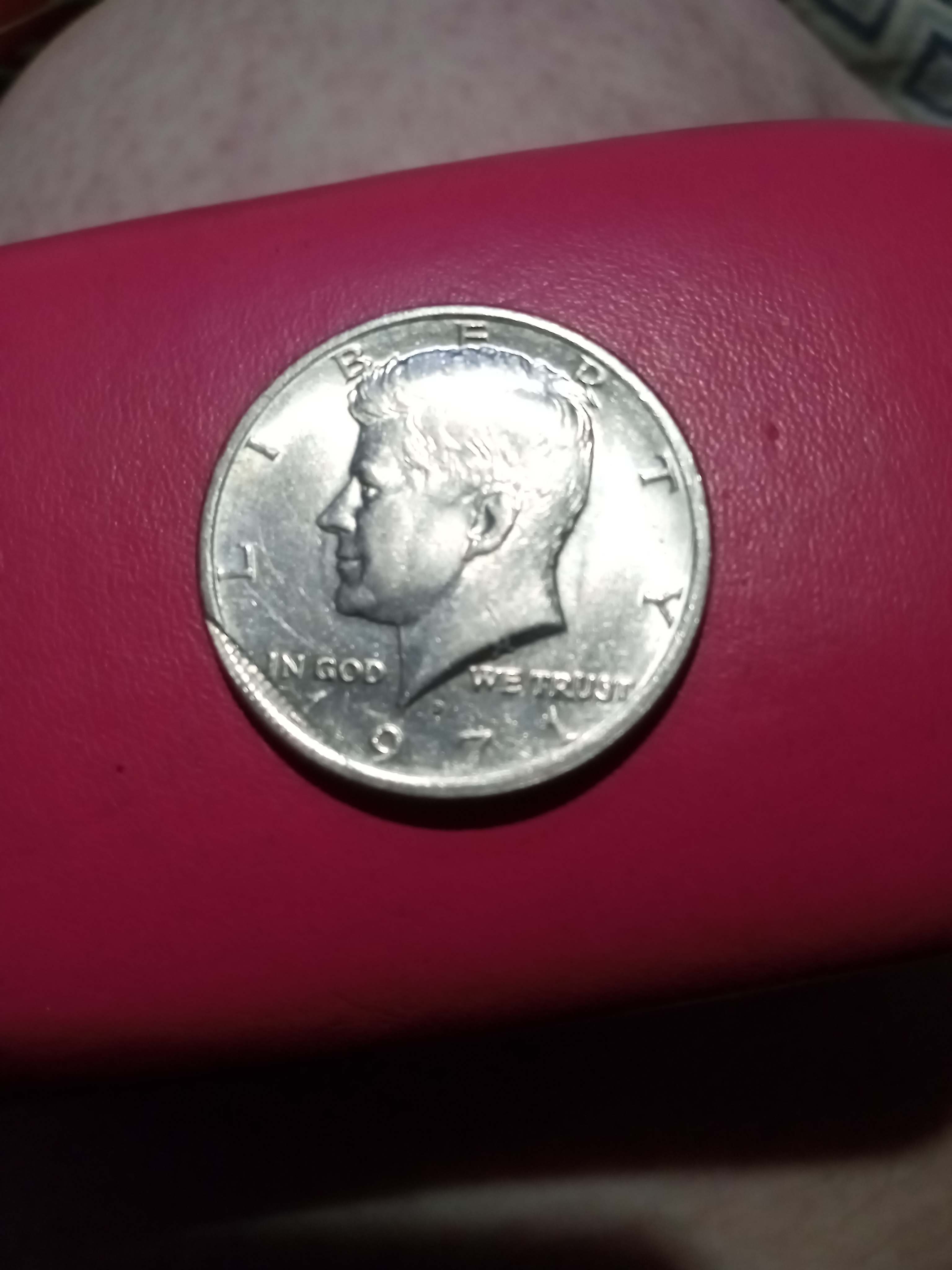 1971-Kennedy-Half-Dollar---Is-This-An-Error?