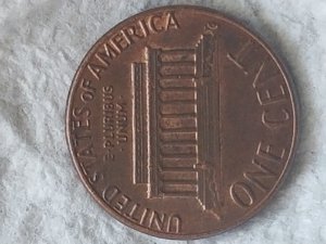 1983-Penny-With-3-Beside-The-N