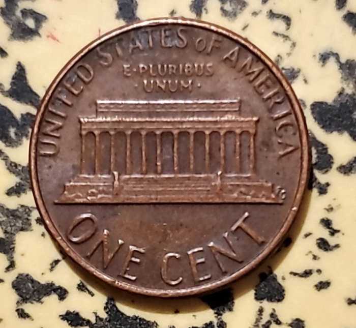 1981-Lincoln-Penny-With-Multiple-Horizontal-Lines