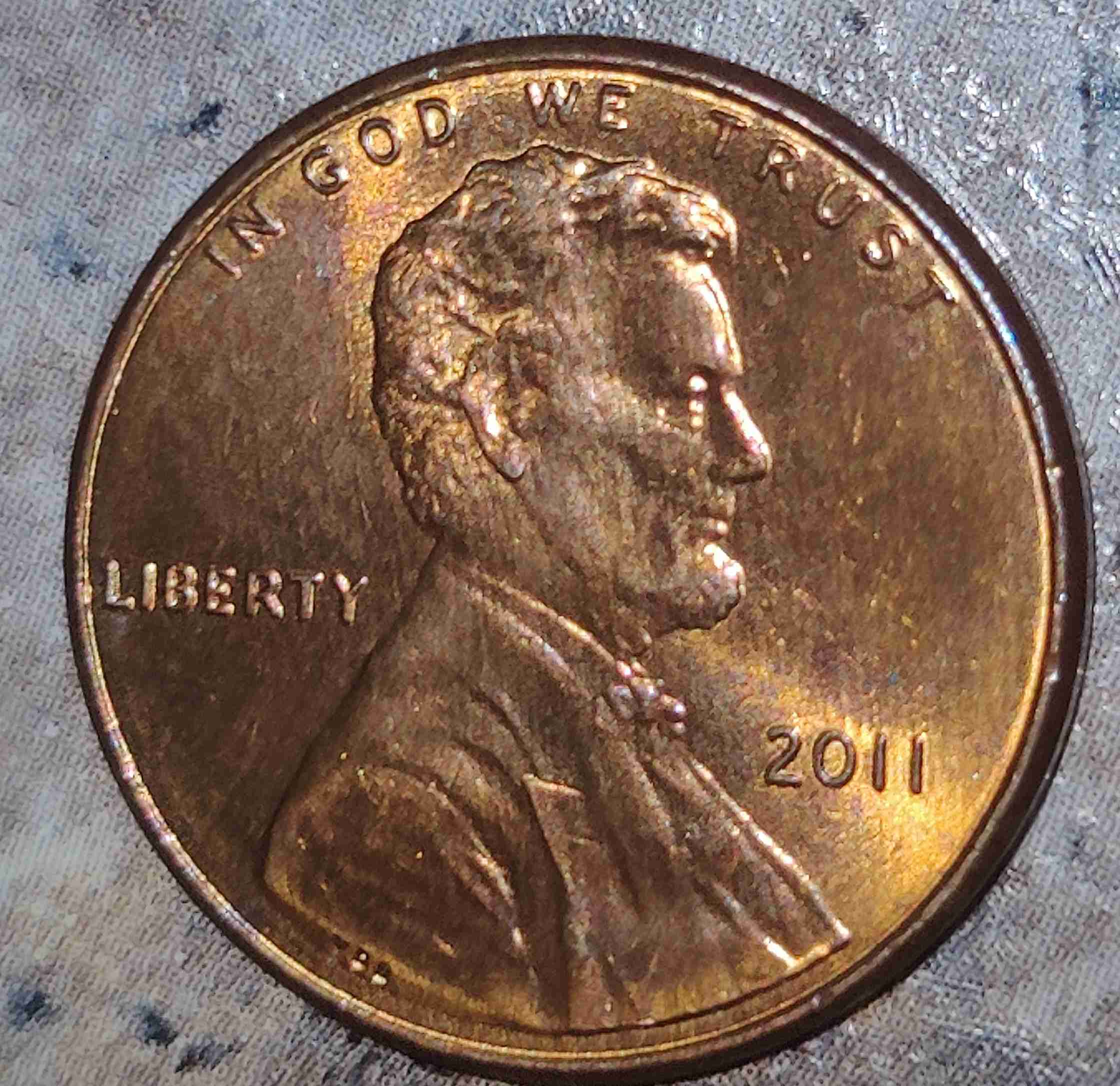 2011-Penny--Appears-To-Be-Triple-Struck,-Like-He-Has-3-Eyes-Or-Eyelids.