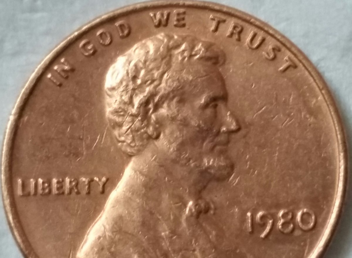 1980-Lincoln-Cent-With-A-Possible-Doubling-Or-Ear-Chip.-Help,-Please!