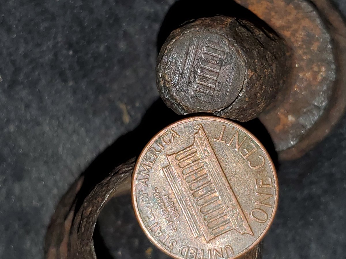 Need-Help-Identifying-Id:-Lead-Seal-Mold-Of-US-Cent