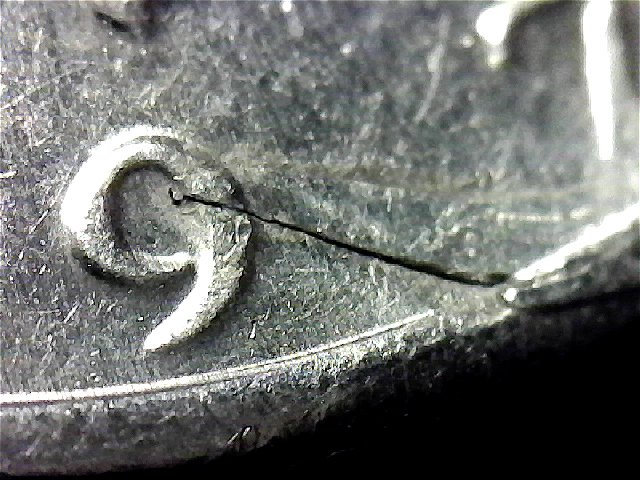 1971-Kennedy-Half-Dollar----Strike-Through-Rim-Burr?